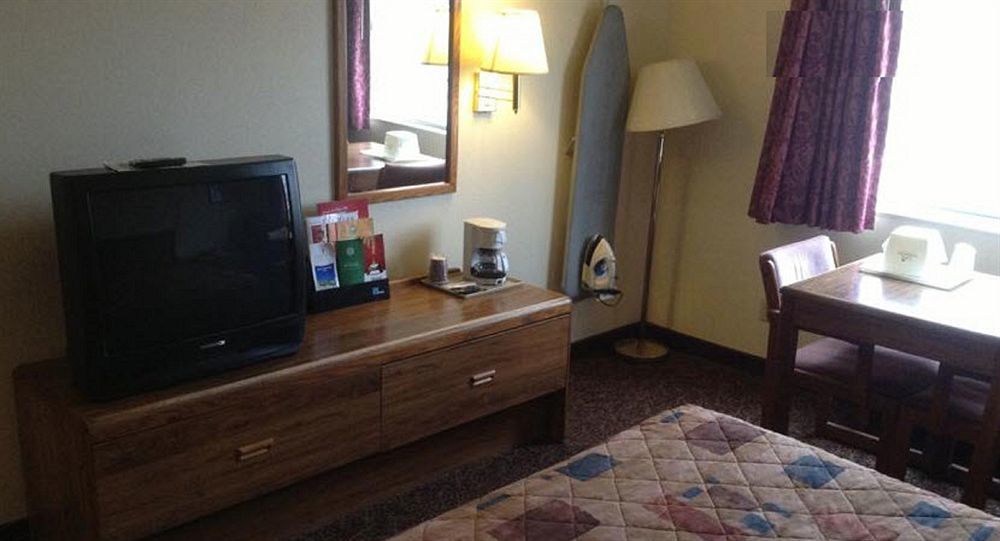 Econo Lodge Inn & Suites Albuquerque East I-40 Eubank Exit Extérieur photo