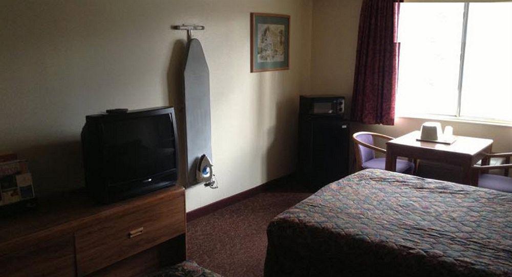 Econo Lodge Inn & Suites Albuquerque East I-40 Eubank Exit Extérieur photo